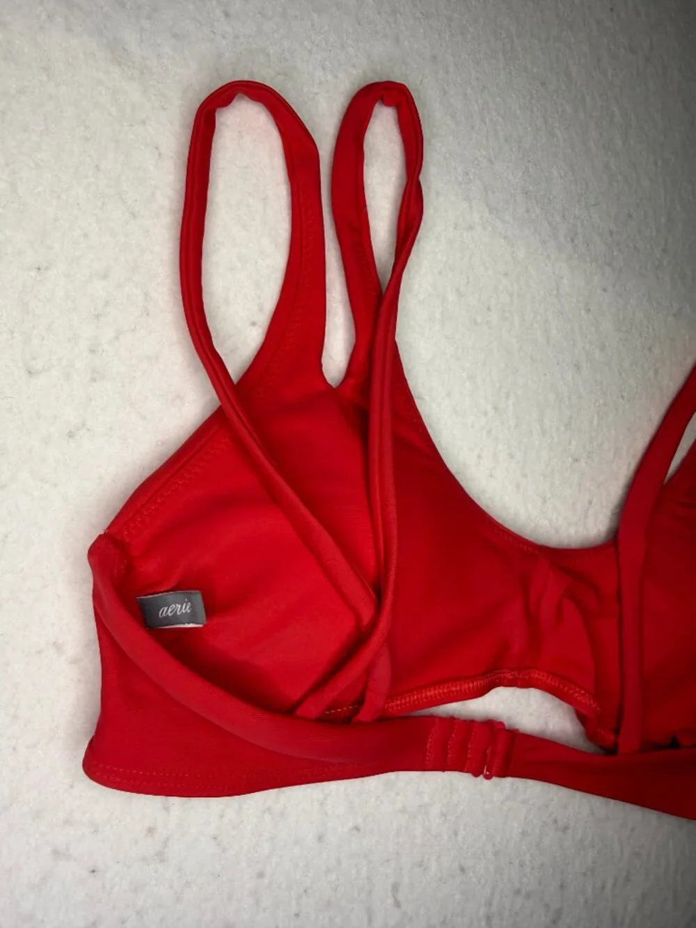 Aerie Women’s Scoop Encolure Degagee Bikini Top Small Red swim suit